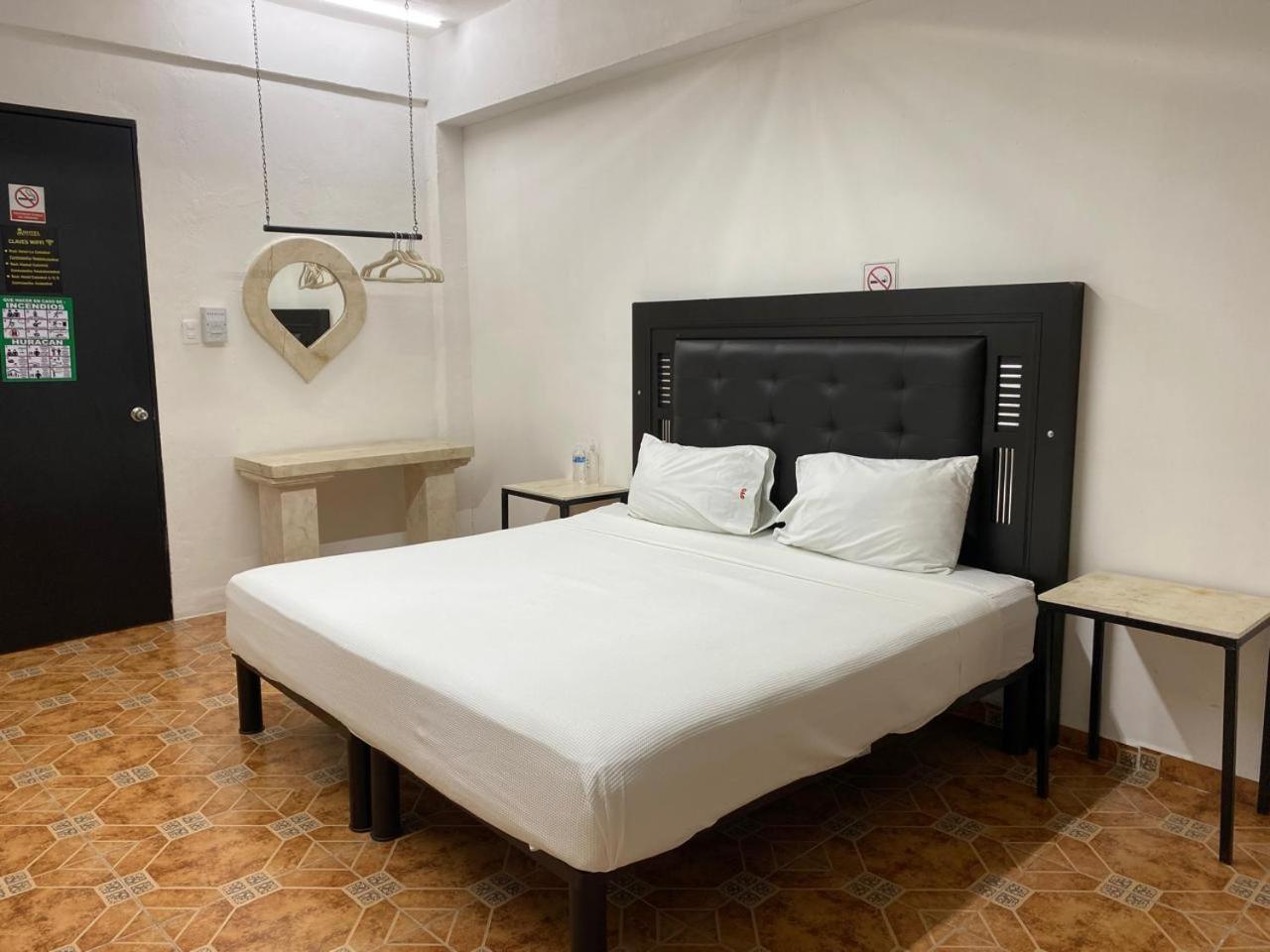 Hotel La Catedral Mérida Dış mekan fotoğraf
